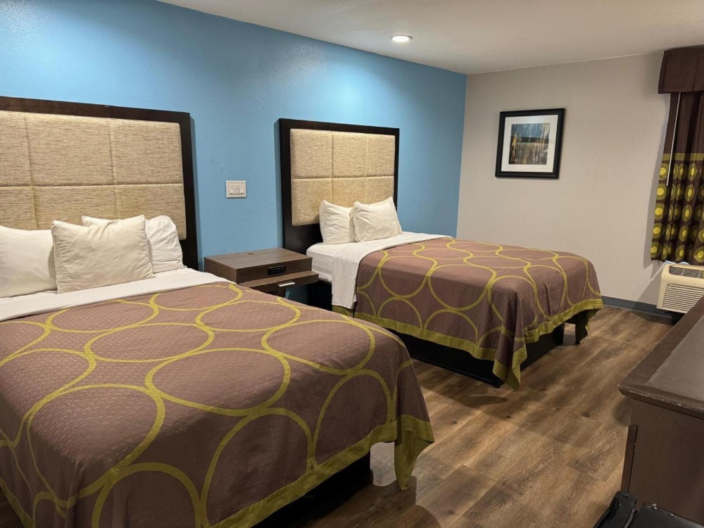 Executive Inn NEWLEY RENOVATED